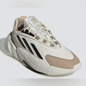 NWT Adidas Ozelia J sz7